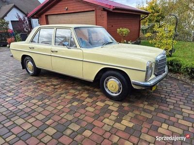 Beżowy Używany 1973 Mercedes W115 Sedan/Limuzyna | 29 000 zł