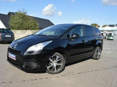 Czarny Używany 2010 Peugeot 5008 Minivan | 15 900 zł