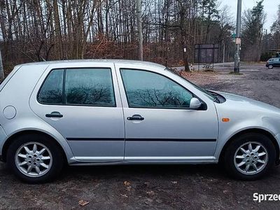 Używany VW Golf IV 1997 Srebrny Hatchback