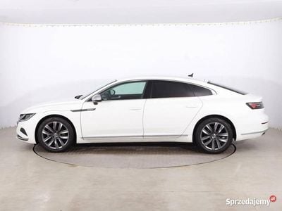 Używany VW Arteon 2021 Biały Sedan/Limuzyna