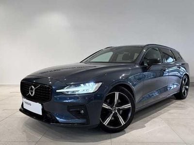 Używany Volvo V60 163 KM (119 kW) 2021 Niebieski Kombi