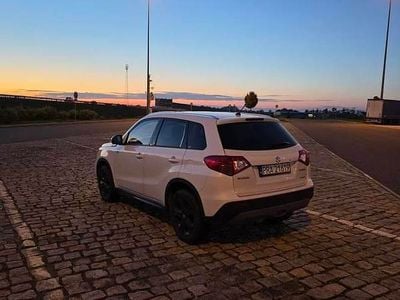 Używany Suzuki Vitara 140 KM (102 kW) 2018 Biały SUV