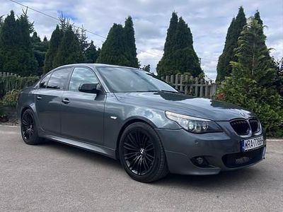 Szary Używany 2005 BMW 530 Sedan/Limuzyna | 30 000 zł (Dość drogi)