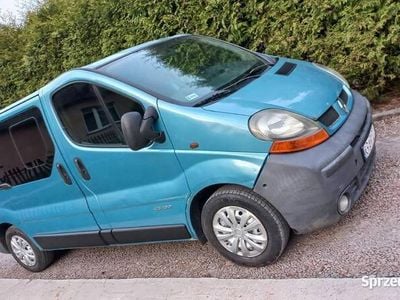 Używany Renault Trafic 100 KM (73 kW) 2004 Niebieski Minivan