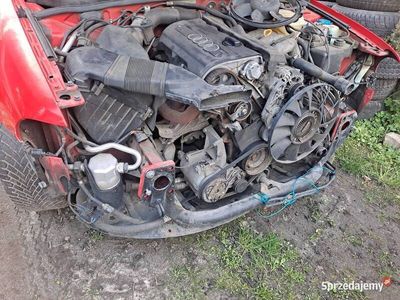 używany Audi A4 lekki wypadek