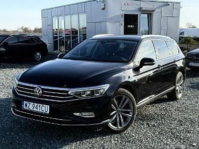Czarny Używany 2021 VW Passat Elegance Kombi | 109 900 zł (Dość drogi)