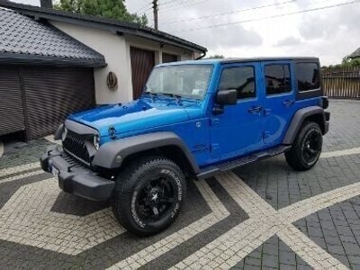 Niebieski Używany 2016 Jeep Wrangler Sport SUV | 125 000 zł