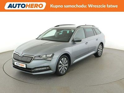 Używany Skoda Superb 218 KM (160 kW) 2020 Szary Kombi
