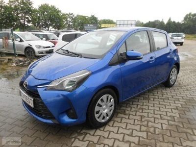 Niebieski Używany 2017 Toyota Yaris Hatchback | 31 500 zł