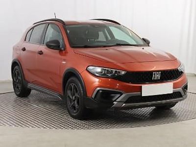 Pomarańczowy Używany 2021 Fiat Tipo Hatchback | 59 999 zł