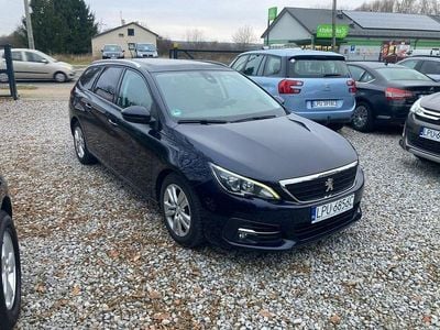 Używany Peugeot 308 120 KM (88 kW) 2017 Inny (metalik) Kombi