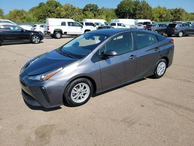 używany Toyota Prius 1.8dm 121KM 2020r. 84 250km