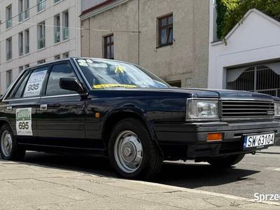 Używany Nissan Laurel 1985 Granatowy Sedan/Limuzyna