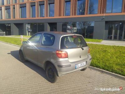 używany Toyota Yaris YARIS 1,0 20041,0 2004