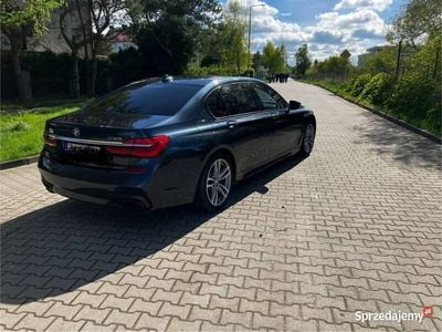 Granatowy Używany 2016 BMW 740 Sedan/Limuzyna | 109 000 zł