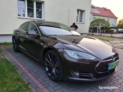 używany Tesla Model S p85d 772KM darmowe ładowanie bateria 2022r