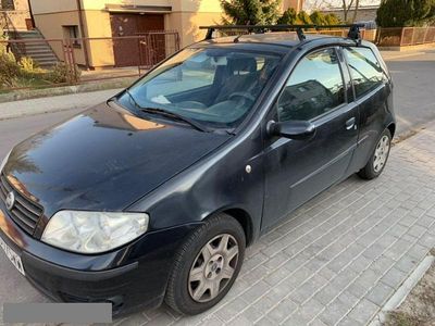 Czarny Używany 2004 Fiat Punto Hatchback | 3850 zł