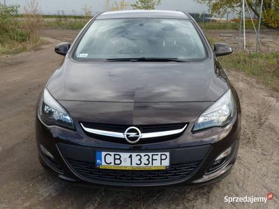 używany Opel Astra 1.4T 140 KM A6