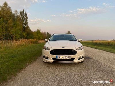 Biały Używany 2017 Ford Mondeo ST-Line Kombi | 52 500 zł (Dość drogi)