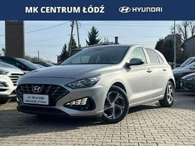 Używany Hyundai i30 160 KM (117 kW) 2021 Srebrny (metalik) Hatchback