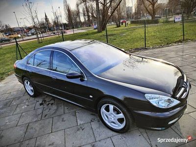 Peugeot 607