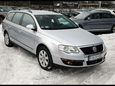 używany VW Passat 1.9dm 105KM 2006r. 264 530km