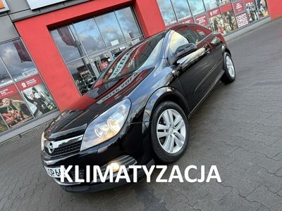 używany Opel Astra 1.6dm 116KM 2008r. 262 782km