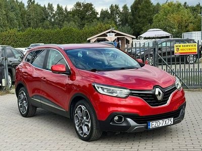 Czerwony Używany 2016 Renault Kadjar SUV | 45 900 zł (Uczciwa cena)