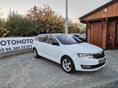 Biały Używany 2018 Skoda Rapid Hatchback | 36 900 zł (Uczciwa cena)