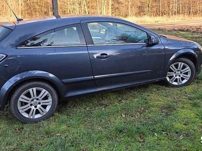 Używany 2009 Opel Astra GTC Hatchback | 8000 zł (Dobra cena)