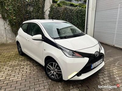 Używany 2016 Toyota Aygo Hatchback | 31 500 zł (Dość drogi)