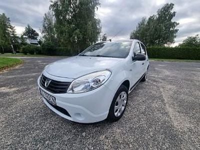 używany Dacia Sandero I Pierwszy właściciel z klimatyzacją rok kraju duży serwis EURO 5
