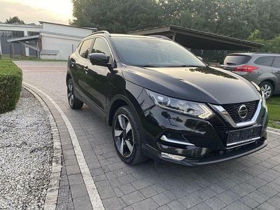 Czarny Używany 2018 Nissan Qashqai Tekna SUV | 58 900 zł (Uczciwa cena)