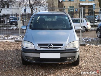 używany Opel Zafira 2.0 DTI 16V