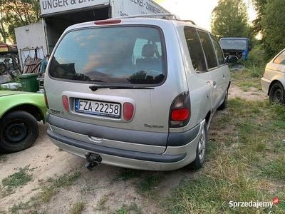 używany Renault Espace 1,9 td na części