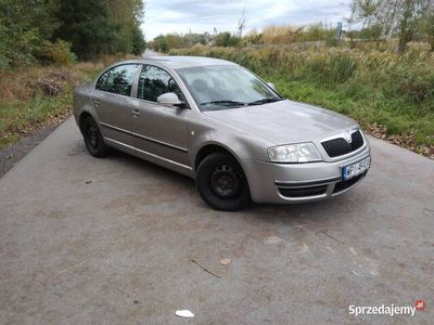 używany Skoda Superb lift 2.0 tdi 140 skóra ksenon