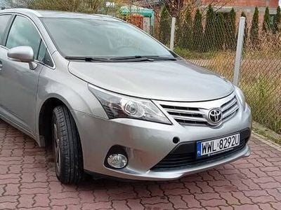 Używany Toyota Avensis 147 KM (108 kW) 2014 Beżowy Kombi