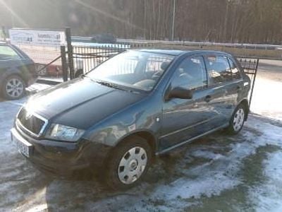 Inny kolor Używany 2004 Skoda Fabia Sedan/Limuzyna | 2600 zł (Dobra cena)