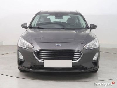 Szary Używany 2018 Ford Focus Kombi | 34 999 zł (Uczciwa cena)