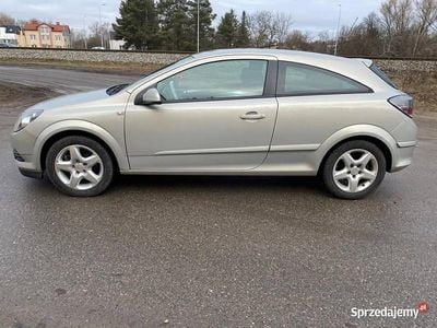 Używany Opel Astra GTC 2008 Srebrny Coupe