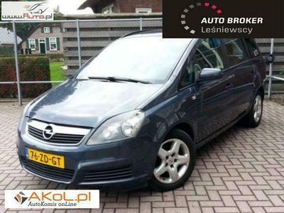 używany Opel Zafira 1.9dm 120KM 2008r. 199 294km