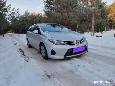 Srebrny Używany 2014 Toyota Auris Kombi | 29 900 zł