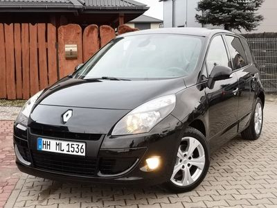 używany Renault Scénic III 1.6dm 110KM 2010r. 107 000km