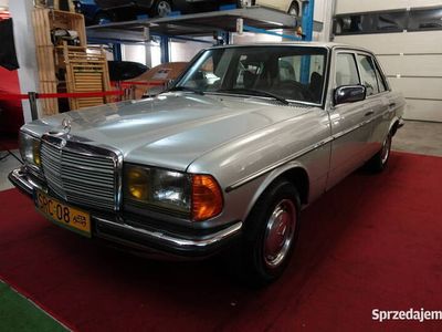 Mercedes E280