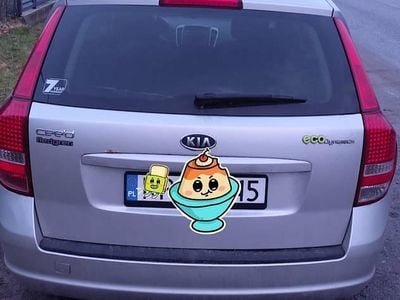 Używany Kia Ceed 2011 Srebrny Hatchback