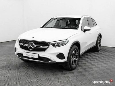Używany Mercedes GLC300e Avantgarde 2024 Biały SUV