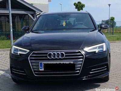 Używany Audi A4 2016 Czarny Kombi