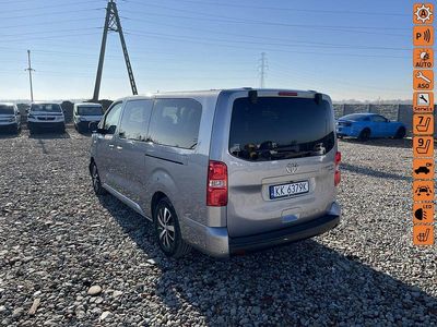 Srebrny Używany 2024 Toyota Proace Verso Kombi | 104 900 zł