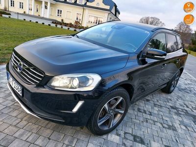 Czarny Używany 2014 Volvo XC60 SUV | 64 900 zł (Dość drogi)