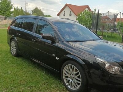 Używany Opel Vectra OPC 2008 Czarny Kombi